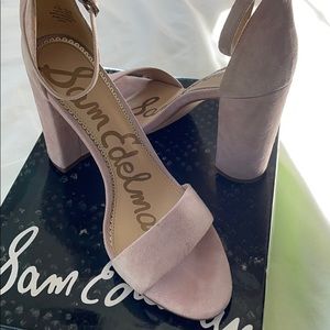 Sam Edelman light pink suede heels
